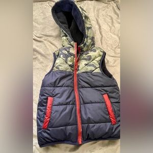 Andy & Evan Camo Colored Blocked Vest - Size 5
NWOT